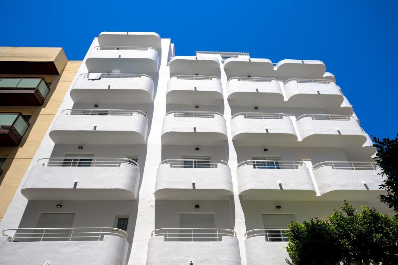 Sal Mar Suites サンタ・エウラリア・デス・リウ エクステリア 写真